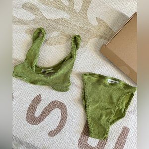 Youswim Eva Standard Waist Two-Piece
Fern / Stretch I